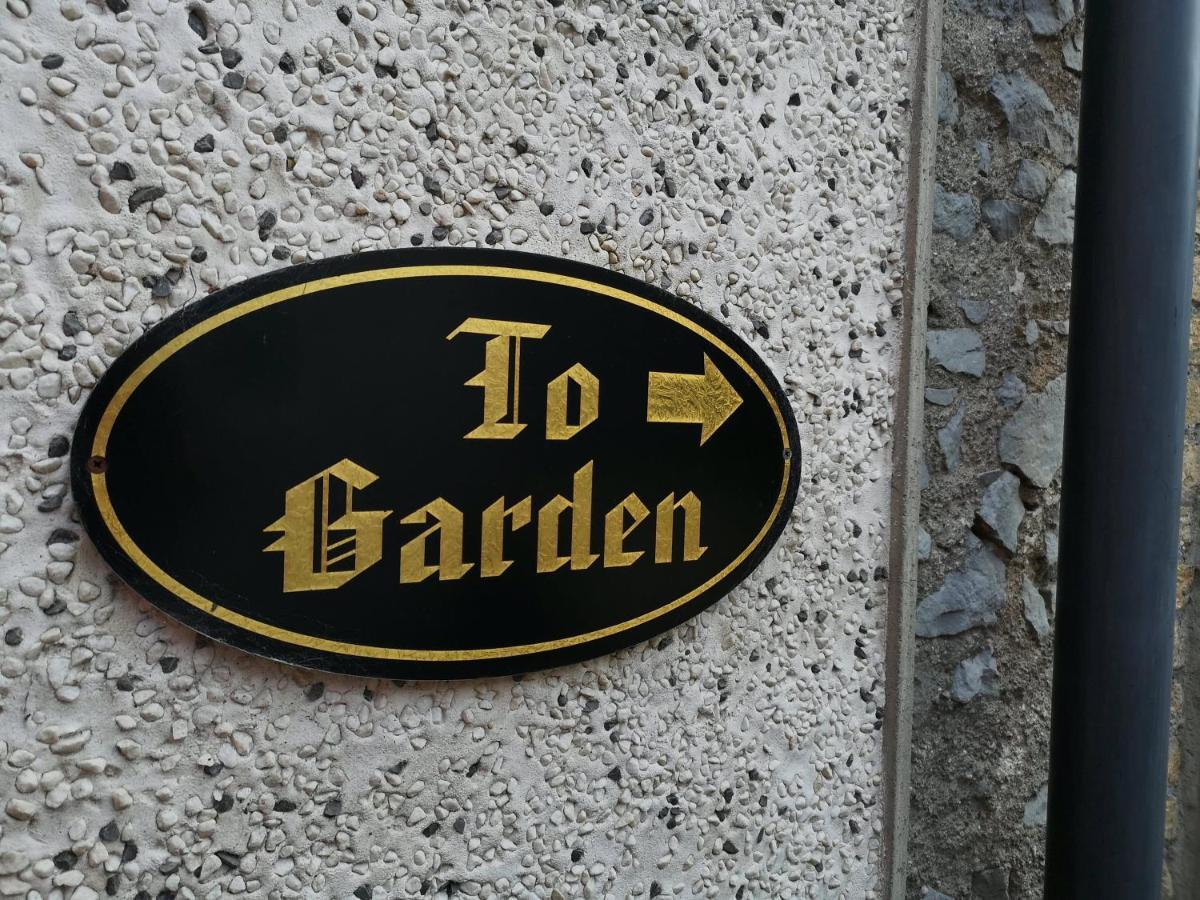 Townsend House Guest House Бирр Экстерьер фото