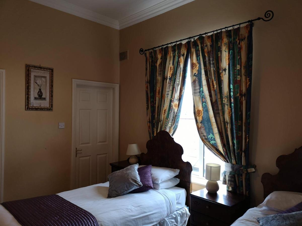 Townsend House Guest House Бирр Экстерьер фото